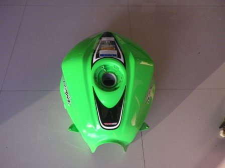 ขายถังน้ำมัน คาวาซากิ นินจา Z250