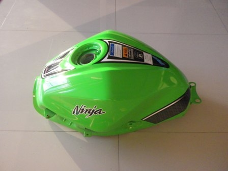 ขายถังน้ำมัน คาวาซากิ นินจา Z250