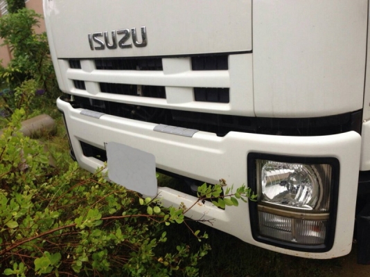 รถอีซูซุ 6 ล้อดั้ม 240 แรงม้า. ปี 53 ( รถวิ่ง 5x,xxx กม. ) สนใจติดต่อ 081 - 6079515 รถอีซูซุ 6 ล้อดั้ม 240 แรงม้า. ปี 53 ( รถวิ่ง 5x,xxx กม. ) สนใจติดต่อ 081 - 6079515