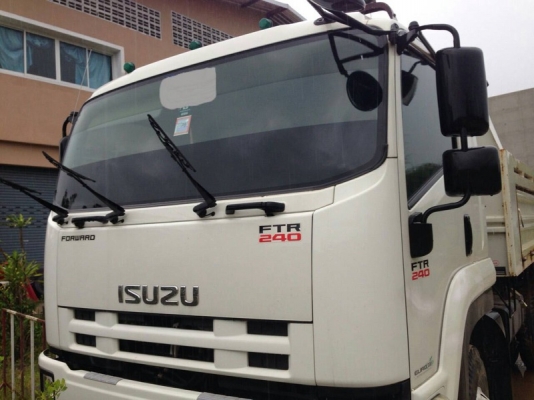 รถอีซูซุ 6 ล้อดั้ม 240 แรงม้า. ปี 53 ( รถวิ่ง 5x,xxx กม. ) สนใจติดต่อ 081 - 6079515 รถอีซูซุ 6 ล้อดั้ม 240 แรงม้า. ปี 53 ( รถวิ่ง 5x,xxx กม. ) สนใจติดต่อ 081 - 6079515