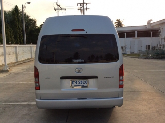 ขายรถตู้โตโยต้า คอมมิวเตอร์ หลังคาสูง ปี07 เครื่องดีเซล D4D 2.5 เทอร์โบ เกียร์ธรรมดา เพาเวอร์ กระจกไฟฟ้าทั้งคัน ภายในเบาะสวยสะอาด เบาะหลัง4แถวสวย แอร์หน้า-หลัง เย็นฉ่ำ ตัวถังสีสวย ไม่มีชน บางเดิม รถขับดี ยางใหม่ รถสวย มือเดียวป้ายแดง พร้อมใช้งานครับ