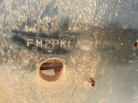 รถฮีโน่ 10 ล้อ หัวลาก 380 แรงม้า. ปี 52 - 53  (  มีขาย 10 หัว. )   สนใจติดต่อ 081 - 6079515