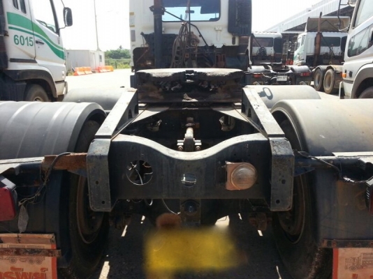 รถฮีโน่ 10 ล้อ หัวลาก 380 แรงม้า. ปี 52 - 53  (  มีขาย 10 หัว. )   สนใจติดต่อ 081 - 6079515