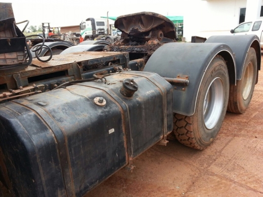 รถฮีโน่ 10 ล้อ หัวลาก 380 แรงม้า. ปี 52 - 53  (  มีขาย 10 หัว. )   สนใจติดต่อ 081 - 6079515