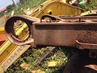 เฟรมล่าง ใส่รถ KOMATSU PC200-5