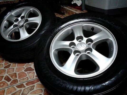 ลดราคา!!!ล้อพร้อมยาง Mitsubishi Triton ขอบ 15 สภาพสวย