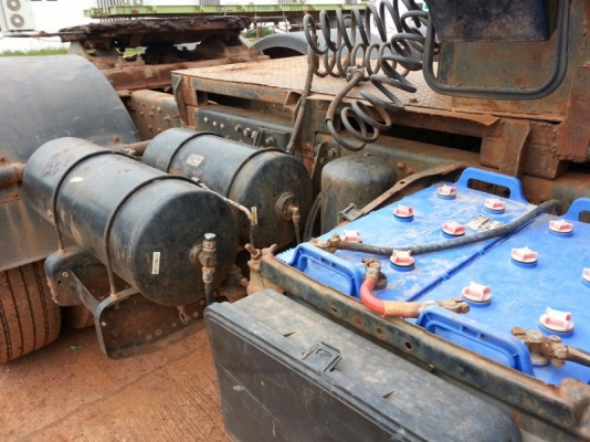 รถมิตซู 10 ล้อ หัวลาก 380 แรงม้า. ปี 52 ( มีขาย 10 หัว. ) สนใจติดต่อ 081 - 6079515 รถมิตซู 10 ล้อ หัวลาก 380 แรงม้า. ปี 52 ( มีขาย 10 หัว. ) สนใจติดต่อ 081 - 6079515