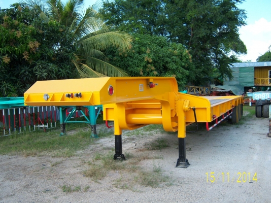 รถเทรลเลอร์ bulk cement 3 เพลาใหม่ ไม่ยก 32 cu.m ราคา 930,000  ติดต่อคุณนริศ 081-733-5156