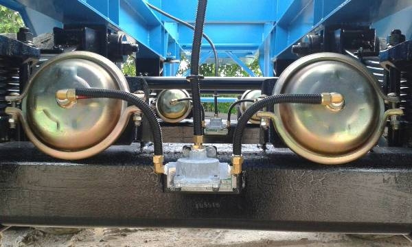 รถเทรลเลอร์ bulk cement 3 เพลาใหม่ ไม่ยก 32 cu.m ราคา 930,000  ติดต่อคุณนริศ 081-733-5156