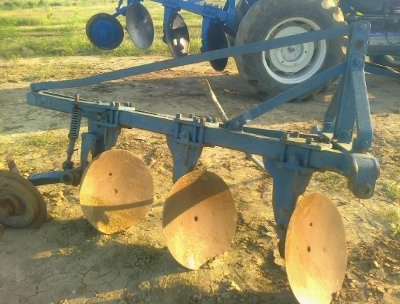 ขายหาง 3โคลง4 ใส่จาน26 ของCMTสำหรับรถไถใหญ่สนใจ0810076640