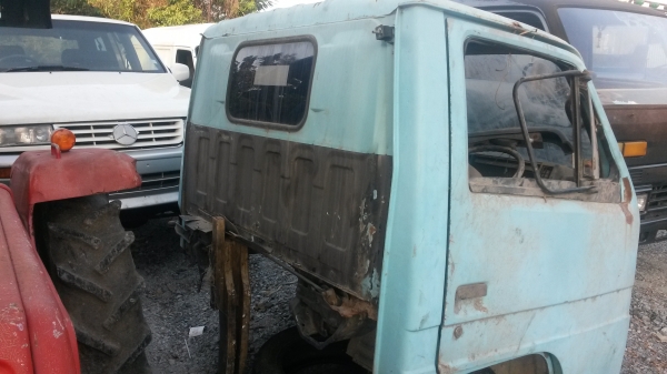 ขายหัวรถอีซูซู NK หัวยกของครบครับตามสภาพ ขาย 25000 บาท