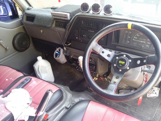 ขาย NIAAN  URVAN ปี1994 เครื่องTD27เทอร์โบ