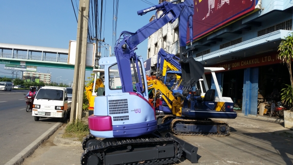 รถขุด KOMATSU รุ่น PC38UU-2- แทร็กเหล็ก มือสองญี่ปุ่น