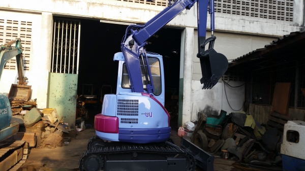 รถขุด KOMATSU รุ่น PC38UU-2- แทร็กเหล็ก มือสองญี่ปุ่น