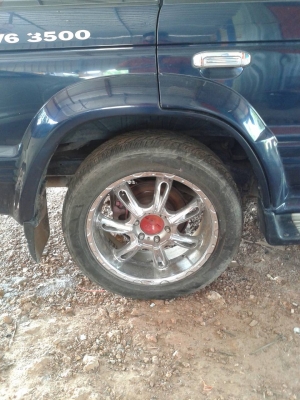 ขายรถยนต์ MITSUBISHI PAJERO ราคา 285,000 บาท