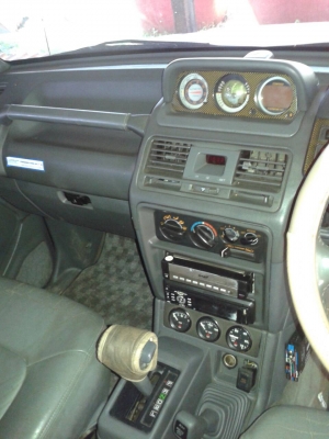 ขายรถยนต์ MITSUBISHI PAJERO ราคา 285,000 บาท