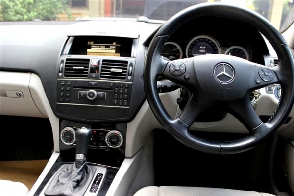 '10BENZ,C200 KOMPRESSOR รถศูนย์Benzthailand เจ้าของขายเอง กระจังหน้าsport