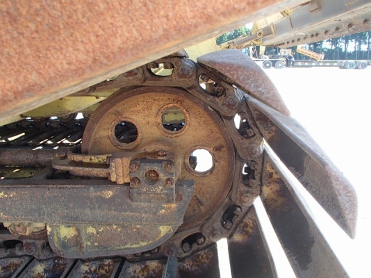 รถดัน Komatsu D20PLL-7 รุ่น 7 เลยครับ นำเข้าจากญี่ปุ่นแท้ๆ แทรคกว้าง 1.05เมตร สวยเดิมๆ แจ่มมาก ขายไม่แพงด้วย 086-303-9797 กู๋อ๋า