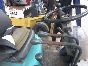 รถยก โฟล์ทลิฟท์ ขนาด 1.5 ตัน KOMATSU: FG 15C-16 มือสองญี่ปุ่น เครื่องแรง ยกดี รุ่นใหม่ ทำงานไว รถยก โฟล์ทลิฟท์ ขนาด 1.5 ตัน KOMATSU: FG 15C-16 มือสองญี่ปุ่น เครื่องแรง ยกดี รุ่นใหม่ ทำงานไว