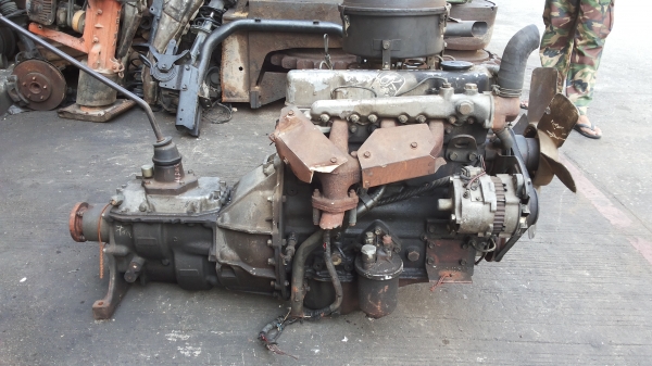 ขายเครื่องยนต์ดีเซล MITSUBISHI 4DR5  จากญี่ปุ่น