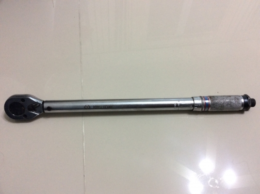 ด้ามขันปอนด์ออโต้ 1/2"