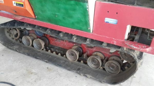 ขายรถเดี่ยวข้าว อุ้มKUBOTA DC68 อุ้มช่วงล่างดี ตู้ทำใหม่ เครื่องดีสภาพพร้อมลงเกี่ยว เอกสารเล่มทะเบียนพร้อมชุดโอน