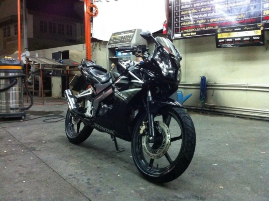 ขออนุญาติขาย HONDA CBR 150 ปี53 ตัวสุดท้าย สตา์ร์ทมือ โอนให้ฟรีครับ