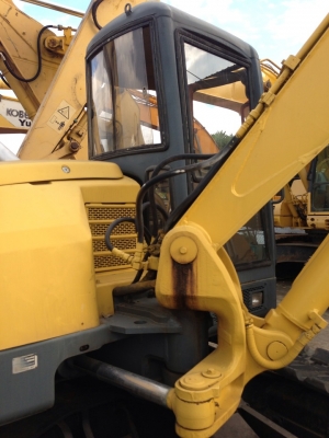 PC70 รถเก่านำเข้าจากญี่ปุ่นสภาพสวยพร้อมใช้งาน เอกสารพร้อมใบอินวอย PC70 รถเก่านำเข้าจากญี่ปุ่นสภาพสวยพร้อมใช้งาน เอกสารพร้อมใบอินวอย