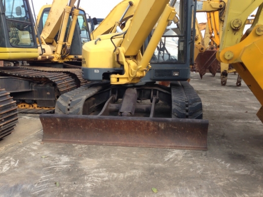 PC70 รถเก่านำเข้าจากญี่ปุ่นสภาพสวยพร้อมใช้งาน เอกสารพร้อมใบอินวอย PC70 รถเก่านำเข้าจากญี่ปุ่นสภาพสวยพร้อมใช้งาน เอกสารพร้อมใบอินวอย