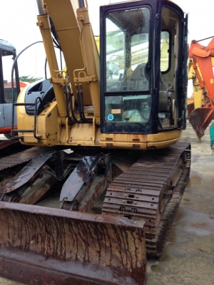 CATERPILLAR CAT 313B SR รถนอกนำเข้าจากเก่าญี่ปุ่น สภาพสวยเดิม พร้อมลุยงาน เครื่องยนต์ : 4D34-G96718 ปี : 1999 น้ำหนัก 13,150 kg เอกสารพร้อมใบอินวอย