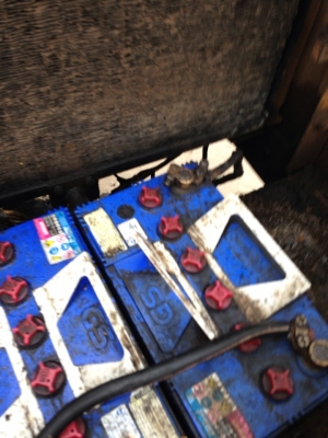 ขายรถในราคาถูก KOMATSU PC120-3 ราคา 460,000 ขายรถในราคาถูก KOMATSU PC120-3 ราคา 460,000