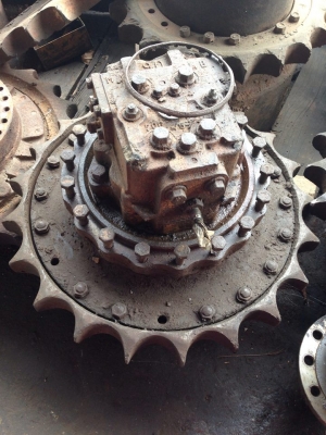 อะไหล่  ตัวเดิน มอเตอร์ตัวเดิน  รถแบคโฮ