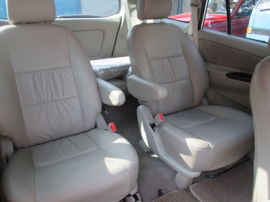 ขาย Toyota Innova 2.0เบนซิล ตัวท็อป AT ปี12.