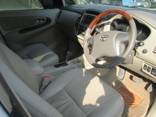 ขาย Toyota Innova 2.0เบนซิล ตัวท็อป AT ปี12.