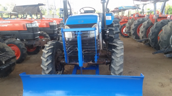 ขายด่วน ! รถไถแชมป์ 4548สภาพดีเยี่ยม ราคาเป็นกันเอง ต่อลองได้ครับ