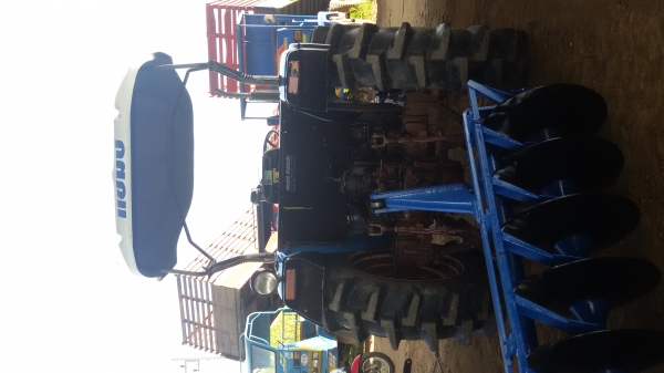 ขายด่วน ! รถไถแชมป์ 4548สภาพดีเยี่ยม ราคาเป็นกันเอง ต่อลองได้ครับ