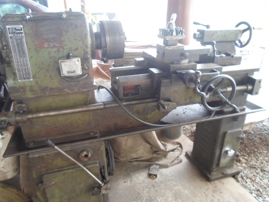 แท่นกลึง 4 ฟุต ใช้ไฟบ้าน กลึงเกลียวได้ คอม้าถอดได้ 35,000