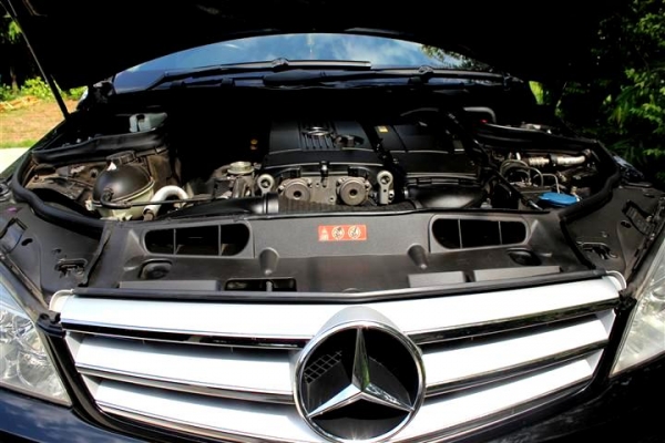 2010BENZ,C200 KOMPRESSOR รถศูนย์Benzthailand เจ้าของขายเอง กระจังหน้าsport 2010BENZ,C200 KOMPRESSOR รถศูนย์Benzthailand เจ้าของขายเอง กระจังหน้าsport