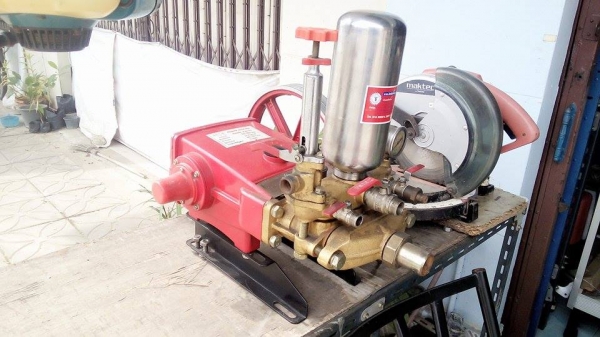 ขายปั้ม3สูบ สำหรับเครื่องฉีดน้ำ , เครื่องพ่นยา คุณภาพดี ราคาถูก