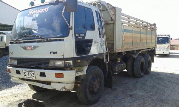 ขาย3M กระบะโล สวยพร้อมใช้ ราคา 1,000,000 ต่อรอง โทร 087-9666599 คุณหนาม