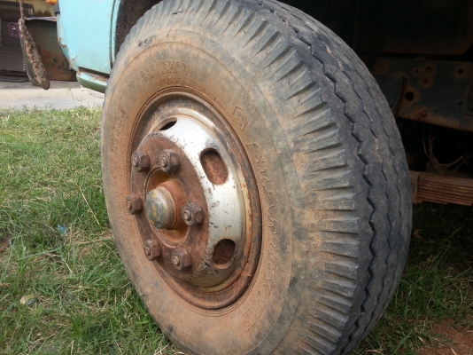 ขายรถบรรทุก 6 ล้อ ISUZU 110 ฝาขาว F หน้า F หลังหลุดมัดจำครับ ลงขายอีกครั้ง ขายรถบรรทุก 6 ล้อ ISUZU 110 ฝาขาว F หน้า F หลังหลุดมัดจำครับ ลงขายอีกครั้ง