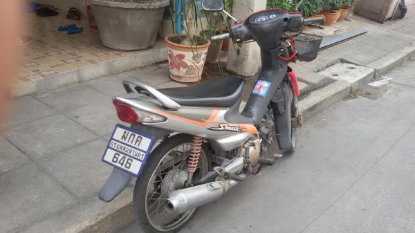 ขาย suzuki-smash ปี 48  ครัชมือ เดิมๆราคาถูกๆ เครื่องดีมาก รถใช้งานได้ปกติ เอกสารพร้อมโอนครบ สนใจโทรมาคุยกัน