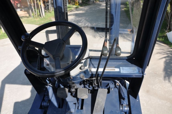 ขายFORKLIFT KOMATSU FG15 (1.5ตัน)สวยเดิมจากญี่ปุ่น ยังไม่เคยใช้ในไทย 115,000เท่านั้น!!