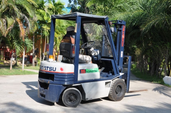 ขายFORKLIFT KOMATSU FG15 (1.5ตัน)สวยเดิมจากญี่ปุ่น ยังไม่เคยใช้ในไทย 115,000เท่านั้น!!