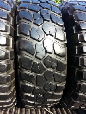 ขายยาง  BF KM2  265 x 75 x 16  ปี 10