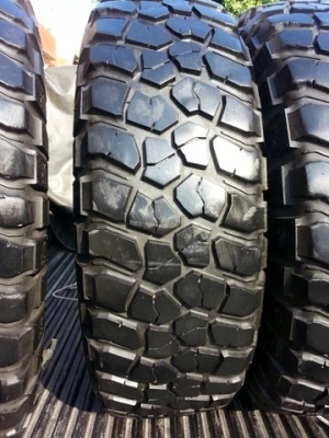 ขายยาง  BF KM2  265 x 75 x 16  ปี 10