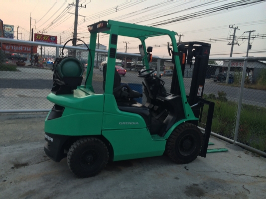 ขายโฟล์คลิฟ MITSUBISHI GRENDIA(รุ่นล่าสุด) 2.5 ตัน เกียร์ออโต้ รถดีมากๆๆรับประกัน 270,000 ติดต่อ094-4267888