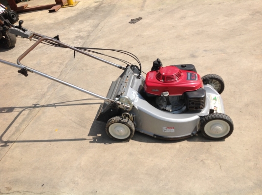 HONDA รุ่น LM5360 รถตัดหญ้า เครื่อง 5.5 OHV แบบเดินตาม สภาพเดิมๆจากญี่ปุ่น นำเข้าจากประเทศญี่ปุ่น