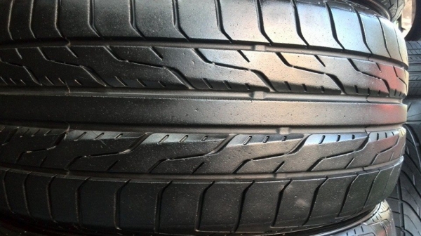 ขายยาง TOYO DRB 195-50-15 ปี11 ดอกสวยมาก ไม่มีปะ ชุดละ 4,400 บาท