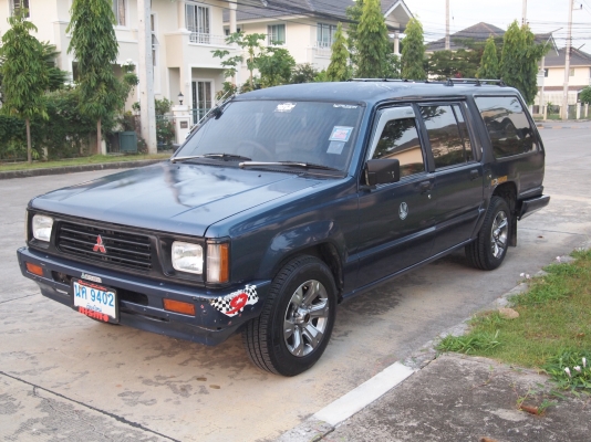 ขายรถครอบครัว MITSUBISHI L200 AEROBODY 5 ประตูแวน ปี 1996 สภาพสวยๆ